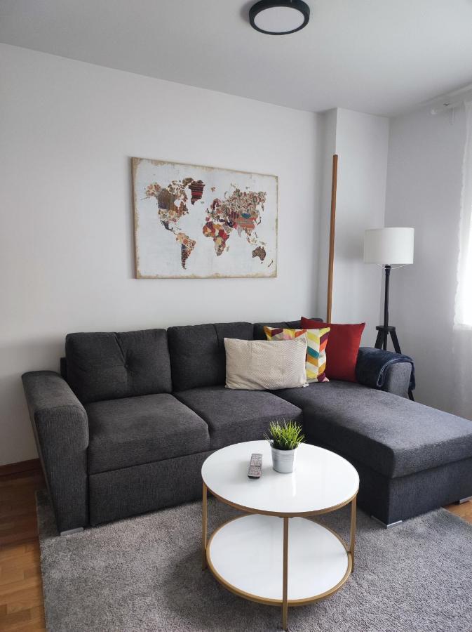 Apartments Dora Загреб Екстер'єр фото